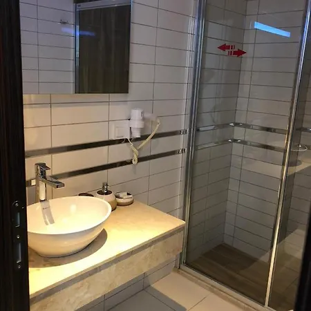 Hermes Hotel 4*